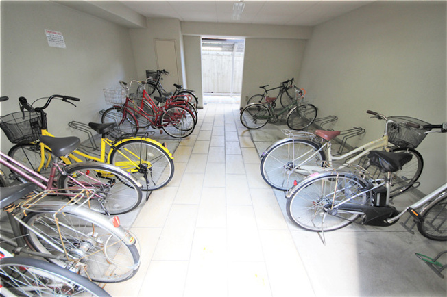 【駐車場】 | コスモリード谷町六丁目