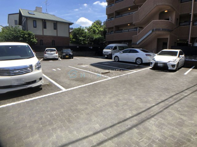 【駐車場】 | 桜山スイート【名古屋市賃貸・ペット相談】