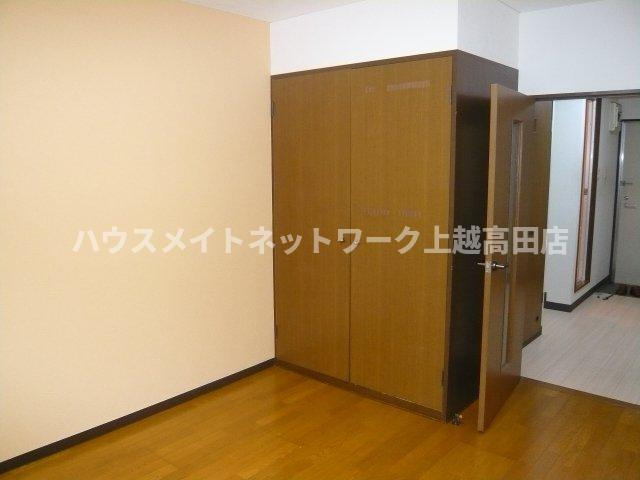 ベロウ栄の洋室|洋室