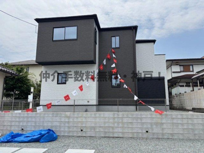 【外観】 | 神戸市西区桜が丘西町3丁目　新築戸建　仲介手数料無料！ | 外はこのようになっています