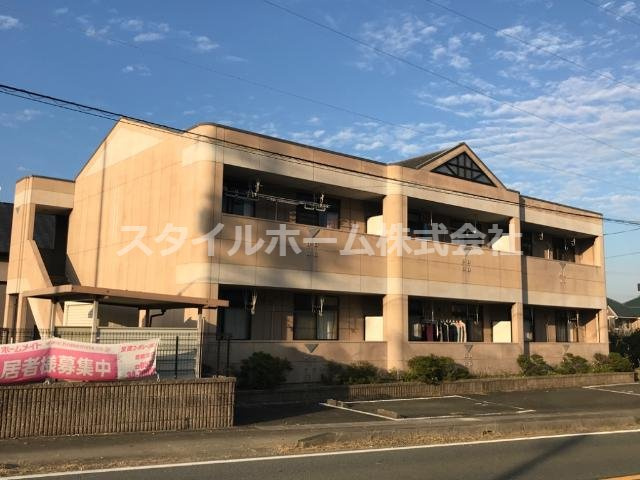 【外観】 | スノークイン片西 | 外観写真（昼）