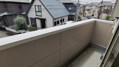 【バルコニー】 | フォレストヒルズ | 暖かな日差しのふりそそぐバルコニー