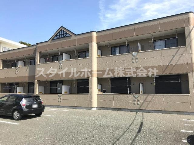 【駐車場】 | グランデール栄 | 外観写真（昼）