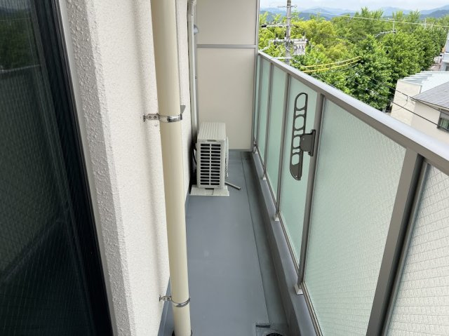 Previous Field 烏丸紫明のバルコニー