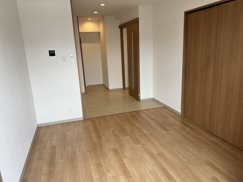 Previous Field 烏丸紫明の居間・リビング