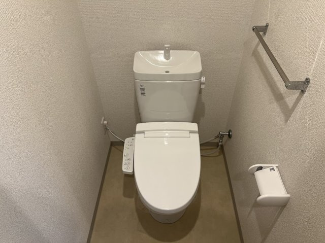 Previous Field 烏丸紫明のトイレ