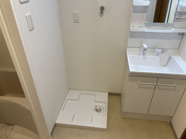 Previous Field 烏丸紫明の設備|洗濯機置場