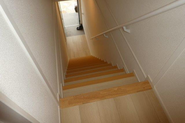 エスペランサ　エイトのその他|階段
