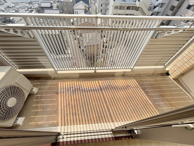 アーバンフラッツ西中島のバルコニー