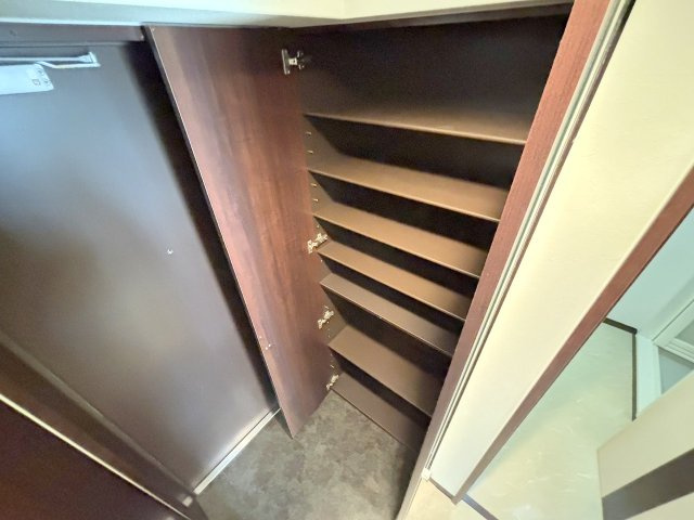 アーバンフラッツ西中島の収納