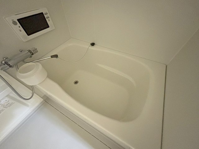 アーバンフラッツ西中島の浴室