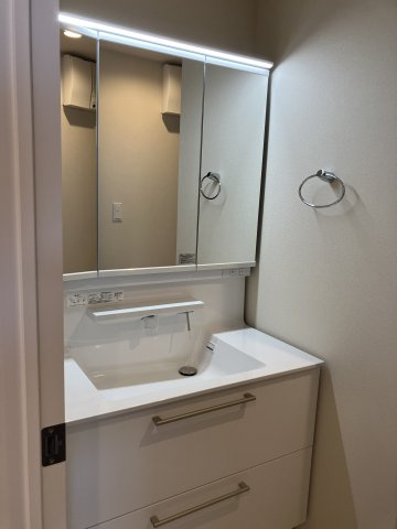 【独立洗面台】 | Felicia | 便利で使いやすい独立洗面台♪