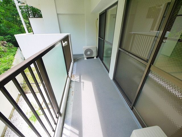 プレジール学園前のバルコニー