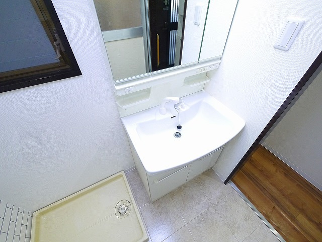 プレジール学園前の洗面所