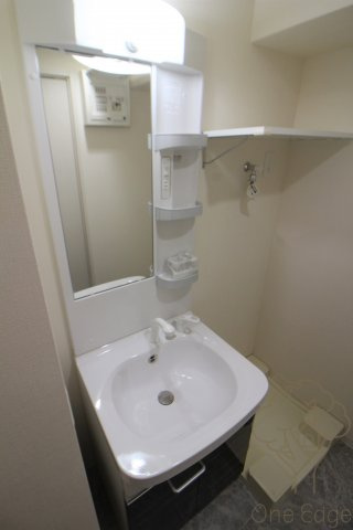 LiveFlat桜宮の独立洗面台