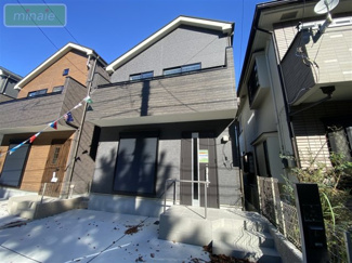 【外観】 | 販売現地
スタイリッシュな外観でゆったりした空間が魅力的です♪