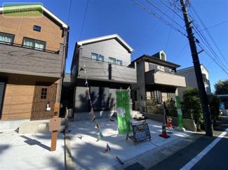 【外観】 | 販売現地
スタイリッシュな外観でゆったりした空間が魅力的です♪