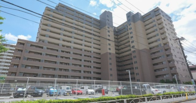 クレストフォルム亀戸ビューフォートの外観