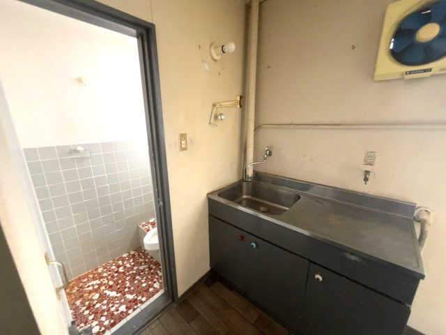 ６３７１６　岐阜市問屋町１丁目店舗のその他