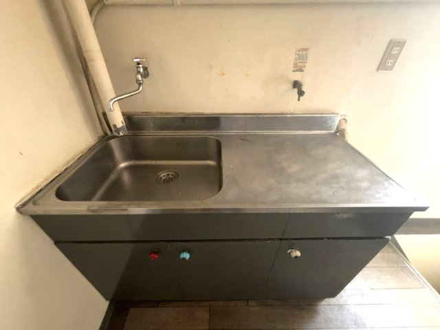 ６３７１６　岐阜市問屋町１丁目店舗のキッチン