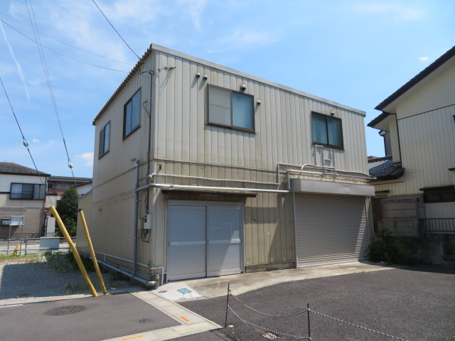 川口市大字神戸の倉庫