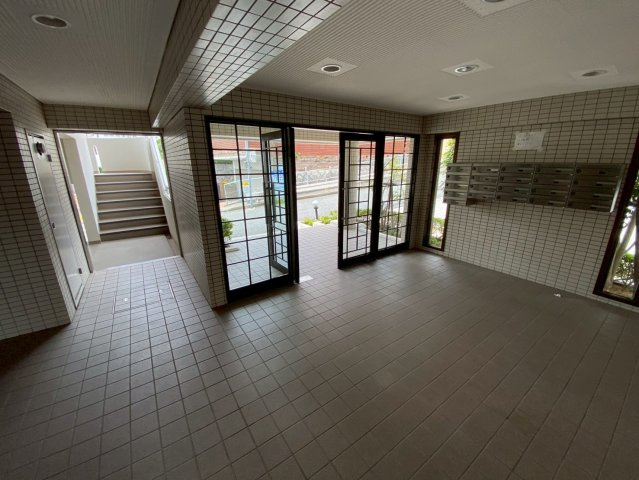 グリーンエクセル甲南のロビー