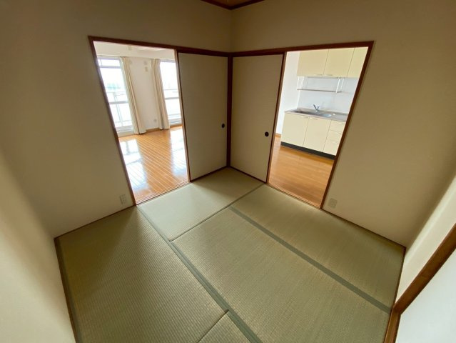 グリーンエクセル甲南の和室