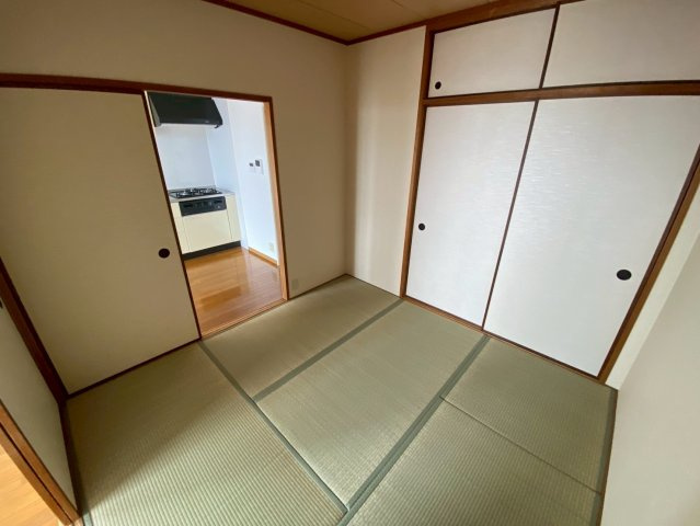 グリーンエクセル甲南の和室