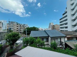 【展望】 | お隣との距離も十分開けて、光や風を遮りません。