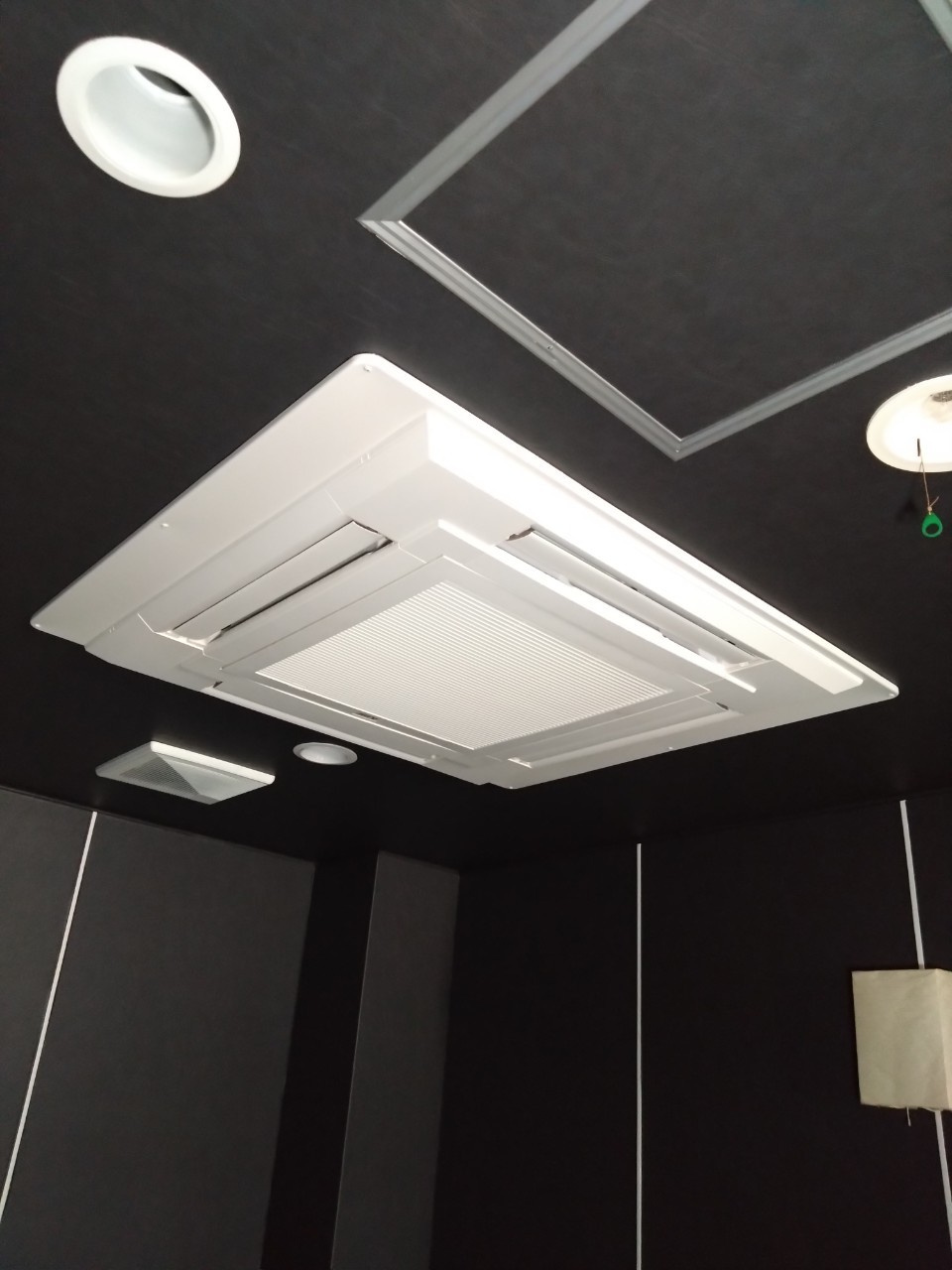 中之島テナント　スタープラザの設備