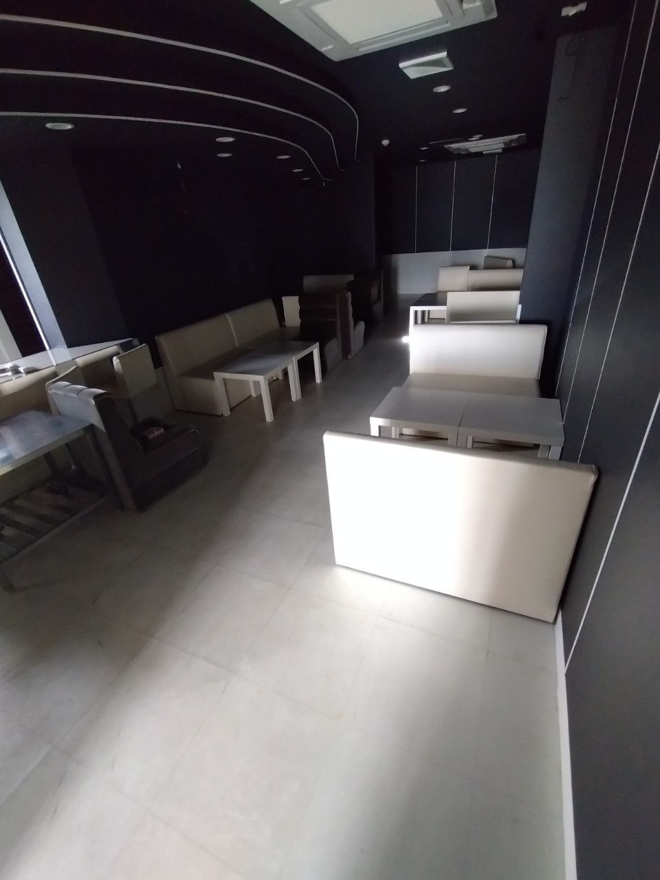 中之島テナント　スタープラザの内装