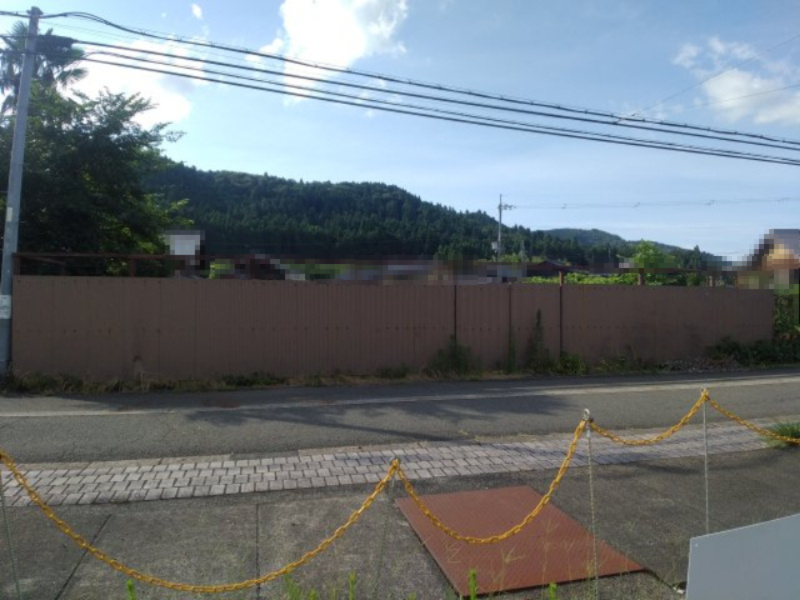 高島市朽木市場367坪土地の前面道路含む現地写真