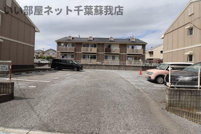 サンモールおゆみ野Ａの駐車場|駐車場に車を止められます