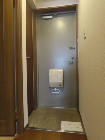 アニマート姫島の玄関