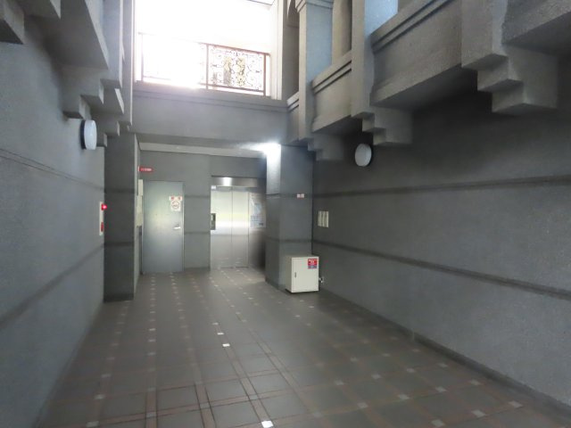 アニマート姫島のエントランス