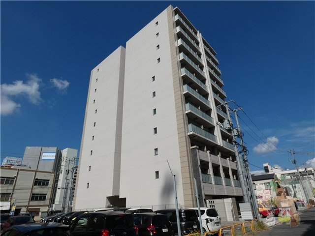 ＴＷＩＮ　ＴＯＷＥＲＳ　ＡＺＵＫＩ