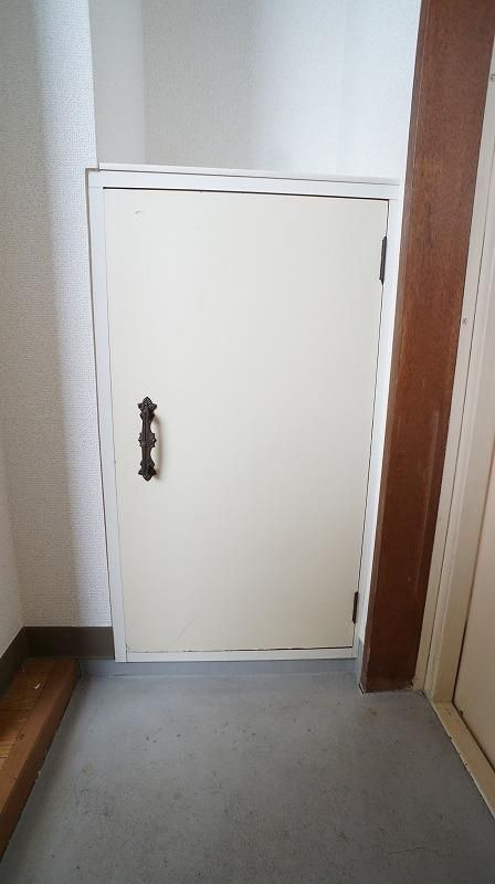 第2田中ビルの玄関