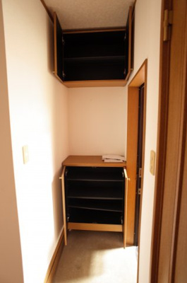 【その他】 | グローバルヴィラ弐番館 | 上下2段でたっぷり収容。