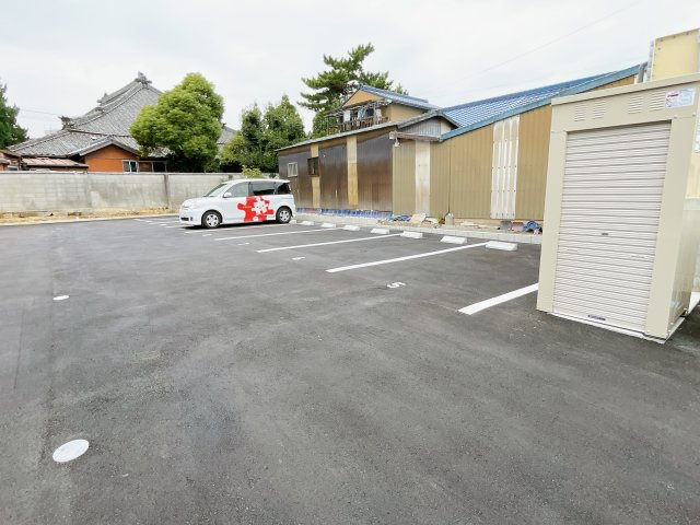 LECOCON半田Ⅱの駐車場