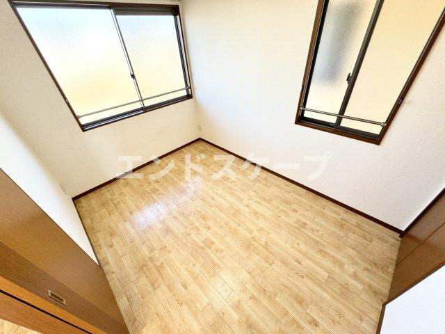 エレガンスクエアAの洋室|高崎、前橋エリアのお部屋探しはエンドスケープまで！お客様の理想お聞かせ下さい♪