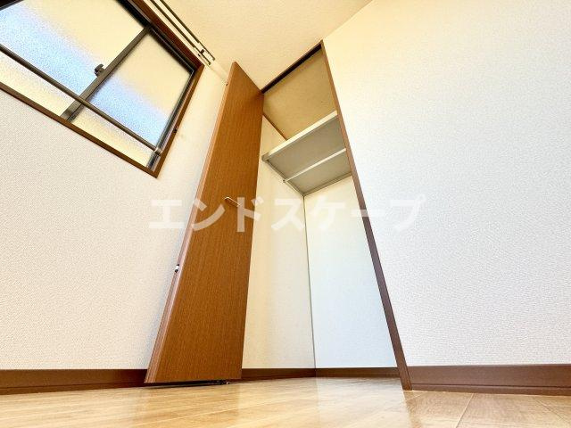 エレガンスクエアAの収納|高崎、前橋エリアのお部屋探しはエンドスケープまで！お客様の理想お聞かせ下さい♪
