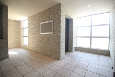 【エントランス】 | N・O医大南