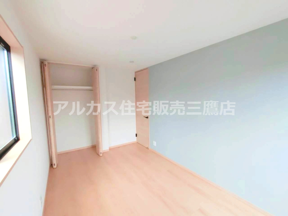 調布市深大寺北町４丁目 中央線 三鷹駅 新築戸建の洋室