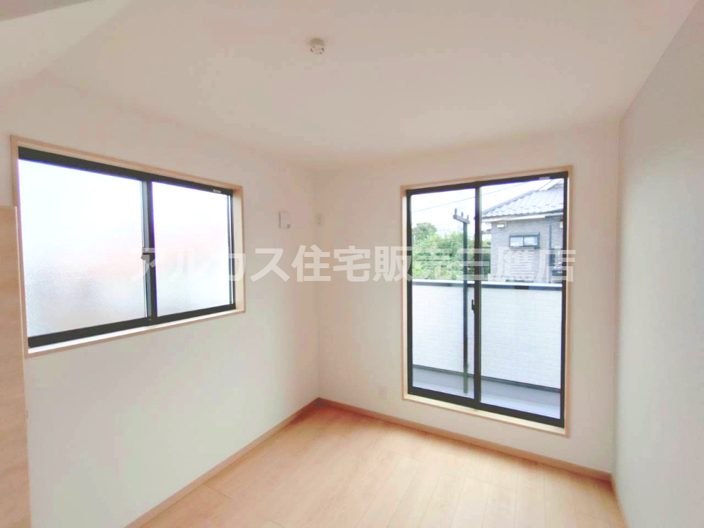 調布市深大寺北町４丁目 中央線 三鷹駅 新築戸建の洋室