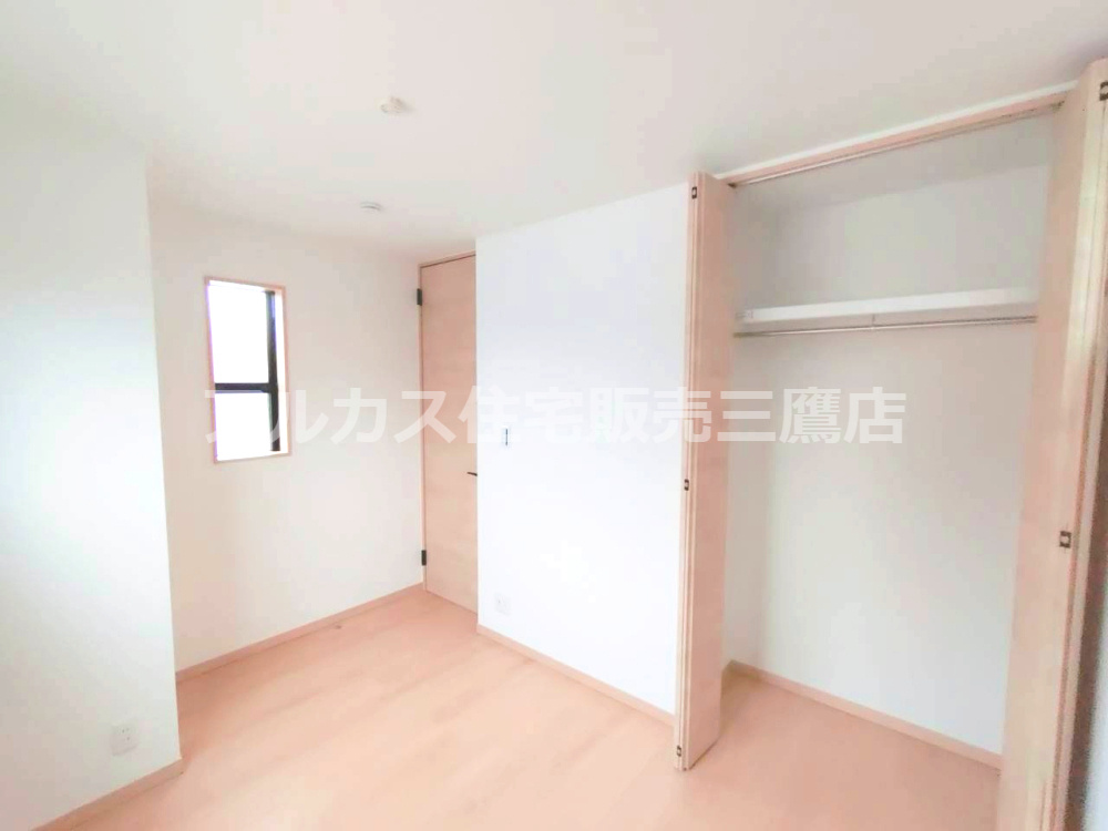 調布市深大寺北町４丁目 中央線 三鷹駅 新築戸建の洋室