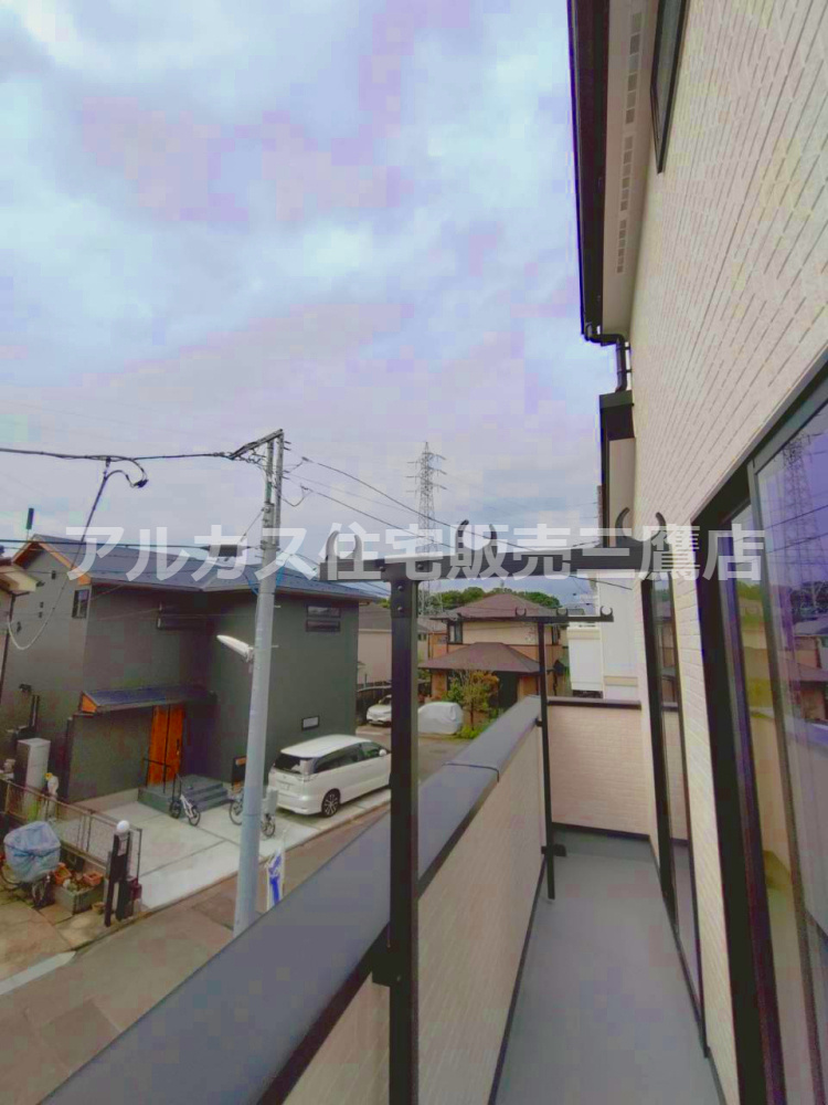 調布市深大寺北町４丁目 中央線 三鷹駅 新築戸建のバルコニー