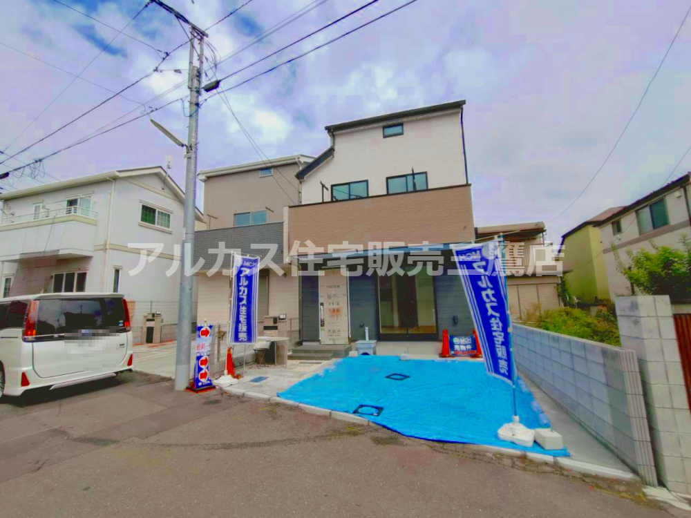 調布市深大寺北町４丁目 中央線 三鷹駅 新築戸建の前面道路含む現地写真