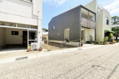【前面道路含む現地写真】 | 宇治市五ケ庄西浦　土地 | 【参考プラン情報】
2階の居室は南向きのバルコニーに面しています。クローゼットが2面設けられているので、しっかり収納できます(^^)/