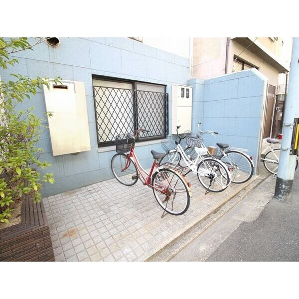 プレジオ室町五条の駐車場|駐輪場