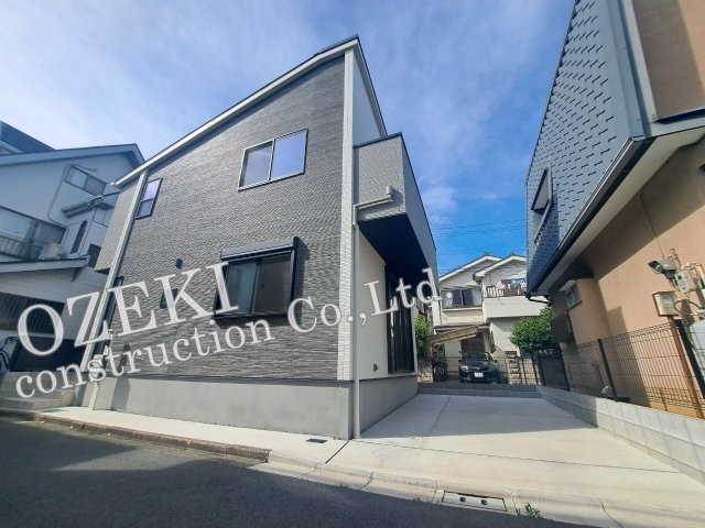 越谷市赤山町3丁目　新築戸建ての外観